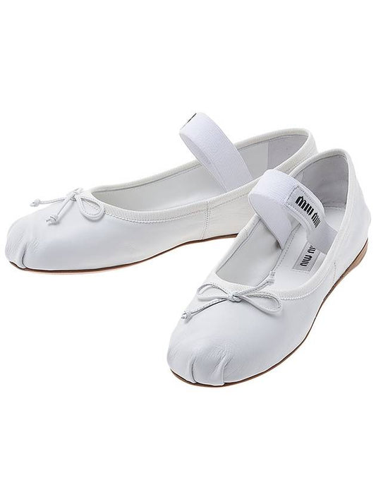 Women's Logo Strap Leather Ballerina White - MIU MIU - BALAAN.