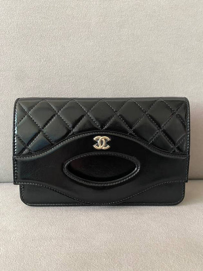 24C 31 Flap WOC Chain Bag Calfskin Black Gold AP2703 - CHANEL - BALAAN 2