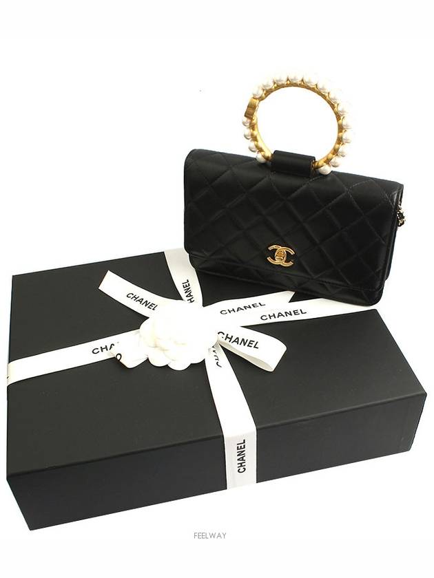 women cross bag - CHANEL - BALAAN 6