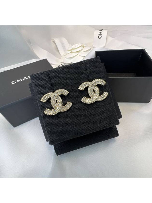 Metal Earrings Diamantes & Gold Crystal - CHANEL - BALAAN 2