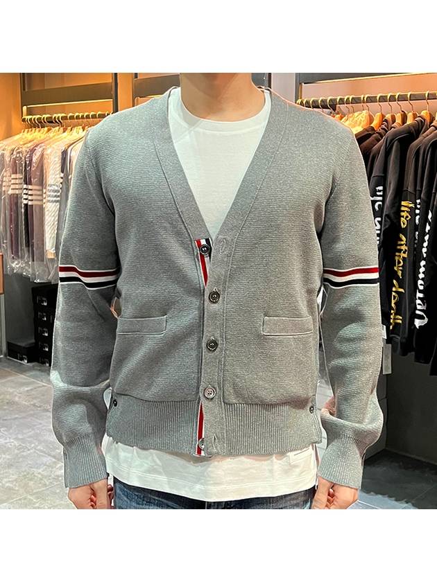 Milano Stitch Sprite Armband Cotton V-neck Cardigan Light Grey - THOM BROWNE - BALAAN 3