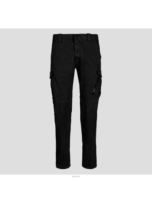 Men's Zipper Pocket Cargo Straight Pants Black - CP COMPANY - BALAAN.