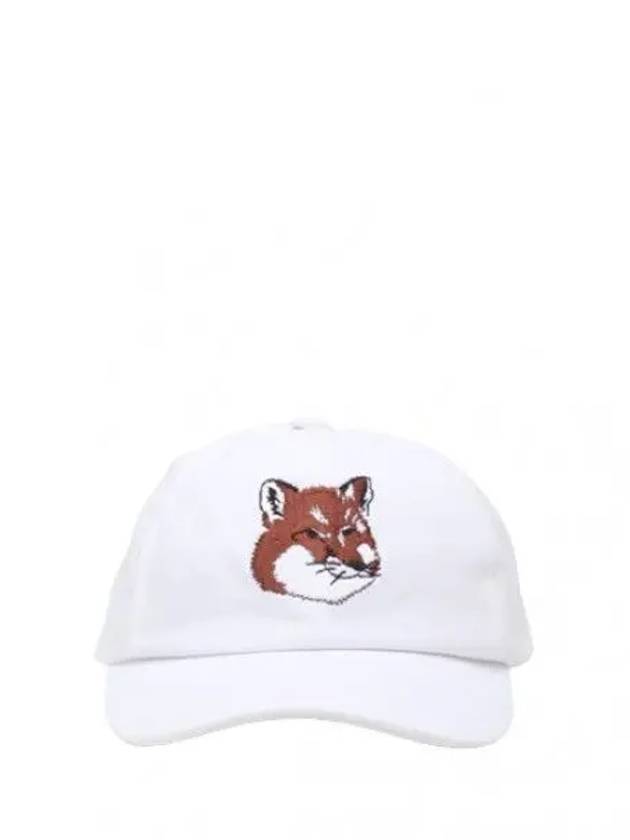 Large Fox Head Embroidered Panel Cap Women Hat - MAISON KITSUNE - BALAAN 1