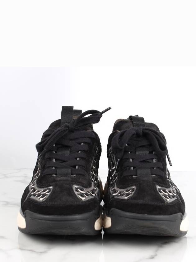 CC logo embroidery open lacing - CHANEL - BALAAN 3