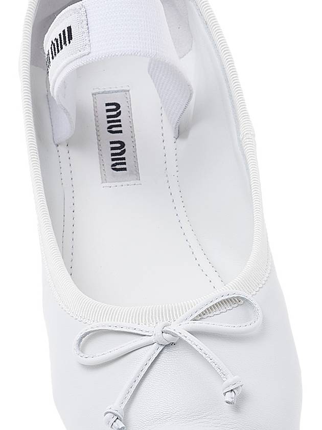 Women's Logo Strap Leather Ballerina White - MIU MIU - BALAAN.