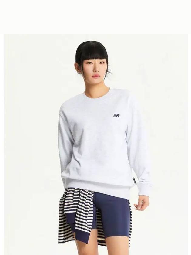 NBNCE41013 UNI ESS Classic Sweatshirt LGRAY - NEW BALANCE - BALAAN 1