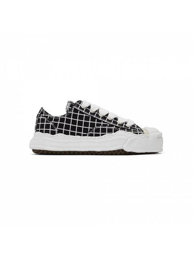 Hank Grid Pattern Low Top Sneakers Black - MAISON MIHARA YASUHIRO - BALAAN 1