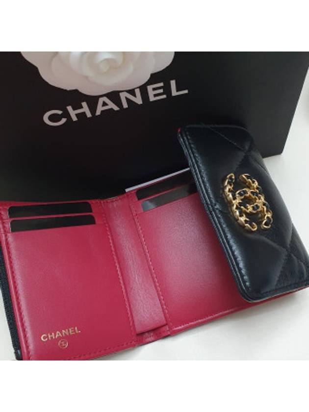 Small 19 Flap Wallet Lambskin Gold Black - CHANEL - BALAAN 7