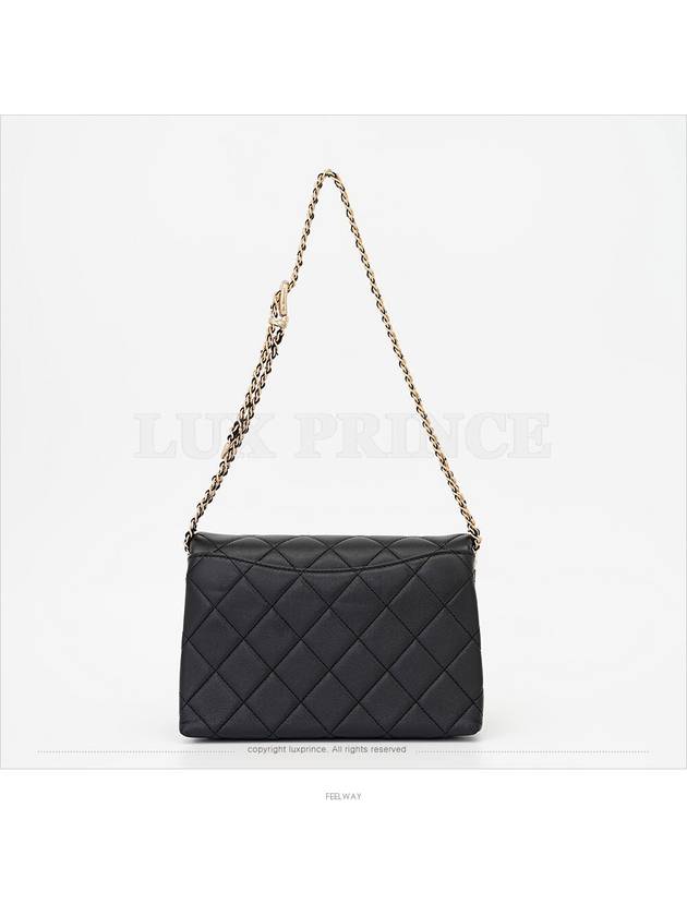 women shoulder bag - CHANEL - BALAAN 4