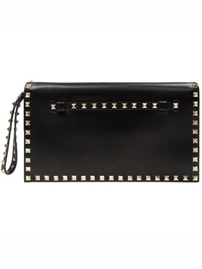 Rockstud Leather Clutch Bag Black - VALENTINO - BALAAN 2