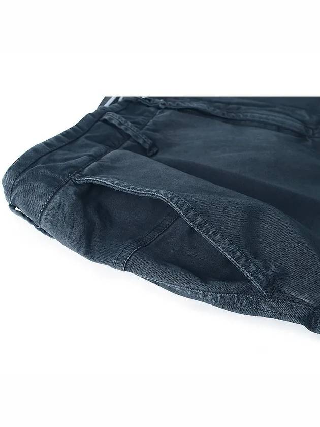 Wappen Patch Cargo Straight Pants Navy - STONE ISLAND - BALAAN 6