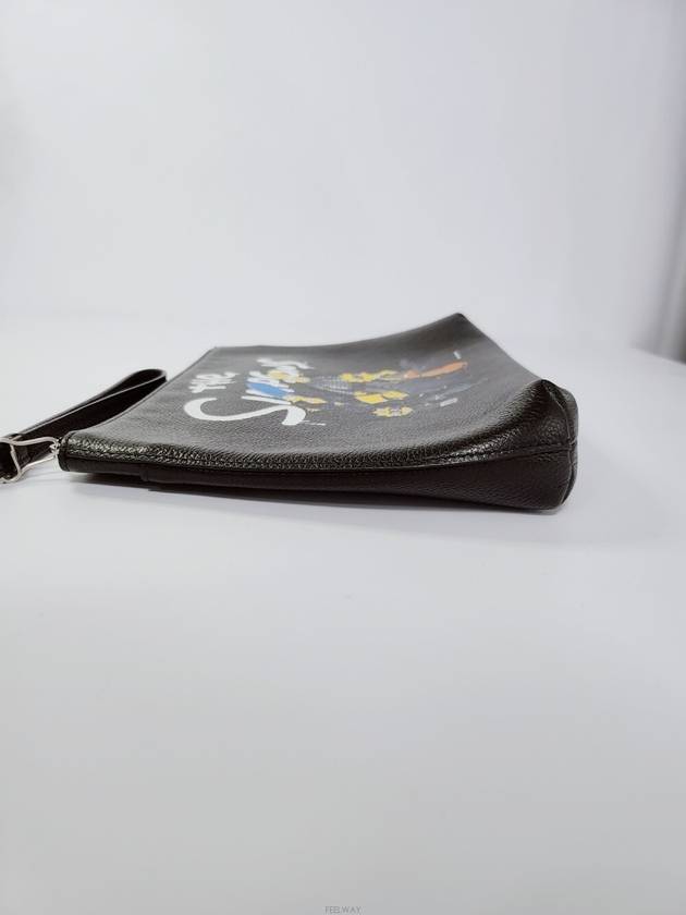 Used luxury goods DHLUX x Simpson collaboration strap shared clutch bag - BALENCIAGA - BALAAN 5