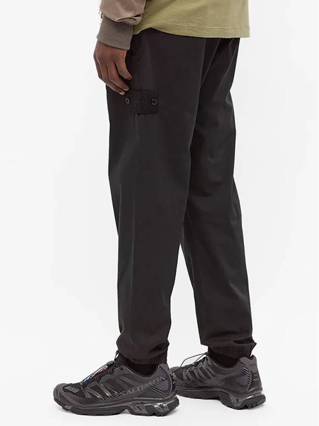 Men's Ghost Piece Wappen Patch Training Cargo Pants Black - STONE ISLAND - BALAAN 6