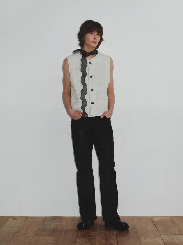 Classic Round Neck Vest_Ivory - KINETO - BALAAN 2