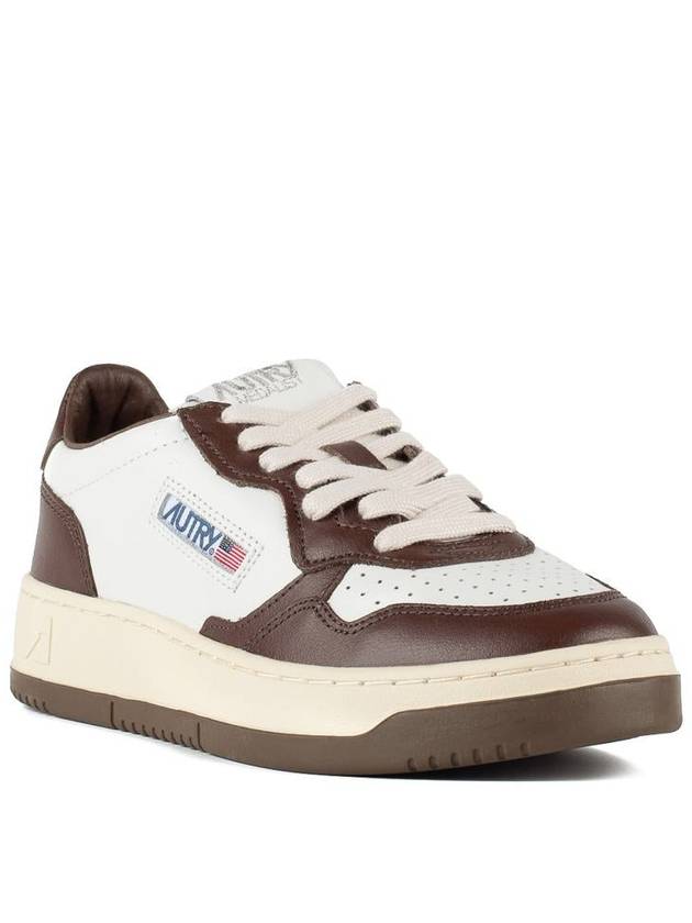 Autry Medalist Low Two-Tone Chestnut And White Leather Sneakers - AUTRY - BALAAN 3