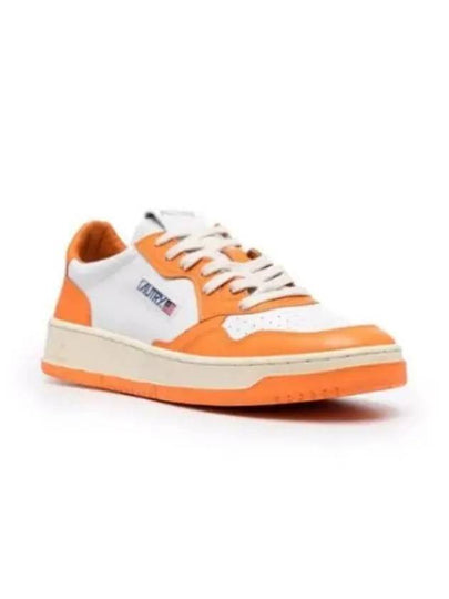 Women's Medalist Bi-Color Low-Top Sneakers Orange - AUTRY - BALAAN 2