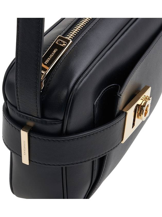 Calfskin Leather Camera Shoulder Bag Black - SALVATORE FERRAGAMO - BALAAN 8