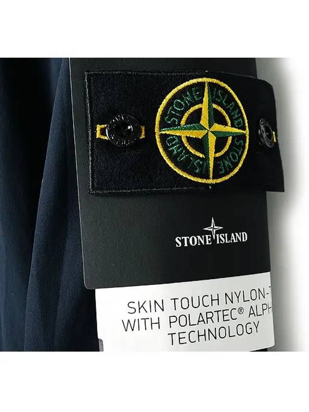 Men's Wappen Patch Skin Touch Hooded Jacket Navy - STONE ISLAND - BALAAN 5