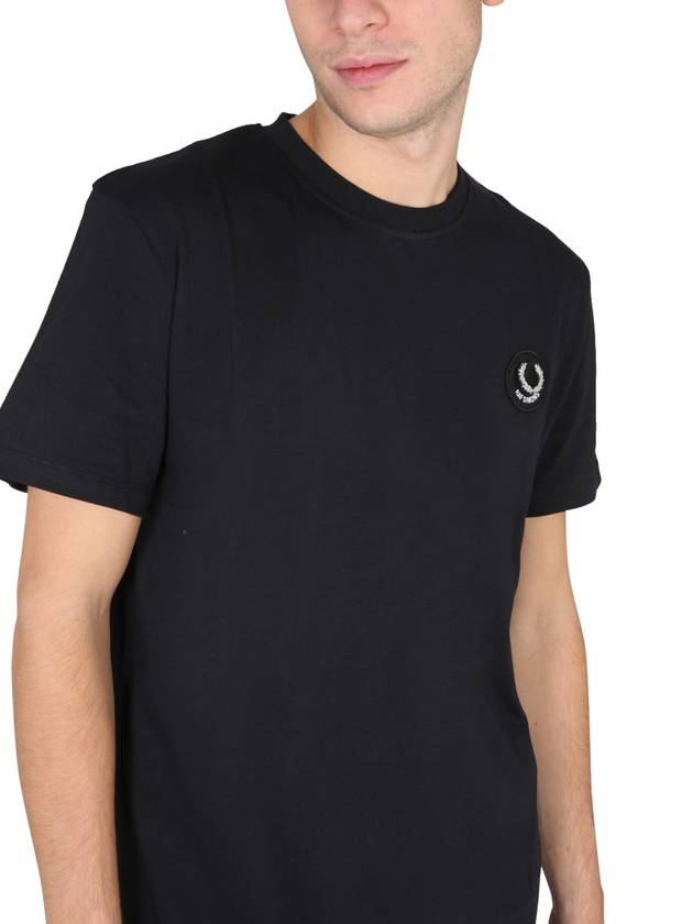 T-SHIRT WITH LOGO - FRED PERRY - BALAAN 4