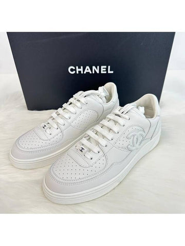 CC logo Chapos women s sneakers white - CHANEL - BALAAN 1