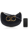 Maxi Gancini Shoulder Bag Black - SALVATORE FERRAGAMO - BALAAN 7