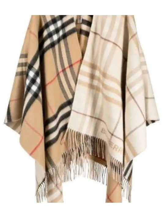 23 Contrast Check Wool Cashmere Cape 8069453 A7026 - BURBERRY - BALAAN 2