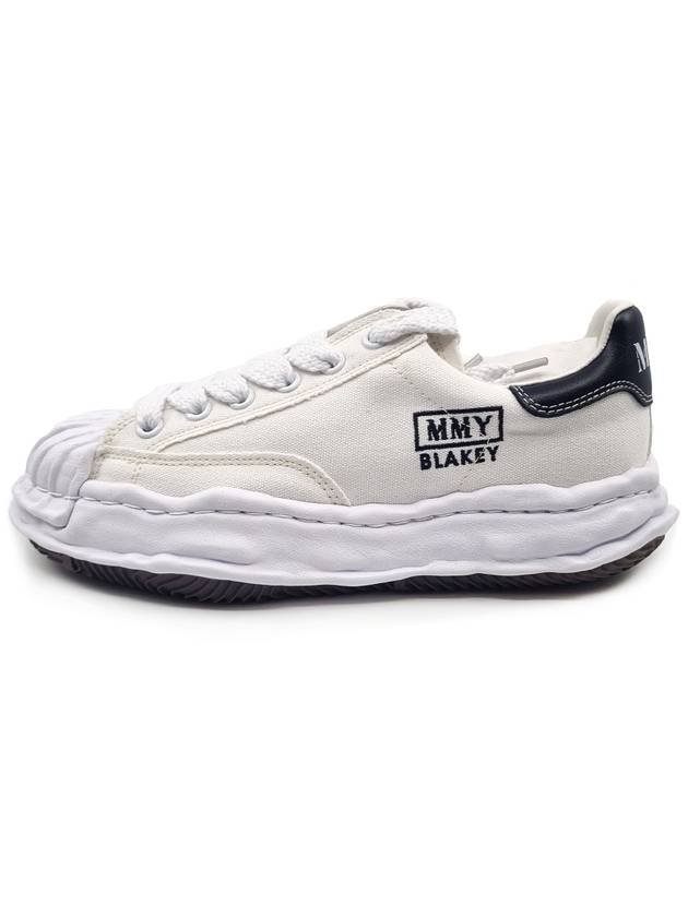 Blakey OG Sole Canvas Low Top Sneakers White - MAISON MIHARA YASUHIRO - BALAAN 3