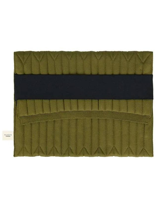 Airknit Laptop Pouch Khaki 16” - PLEATSMAMA - BALAAN 1