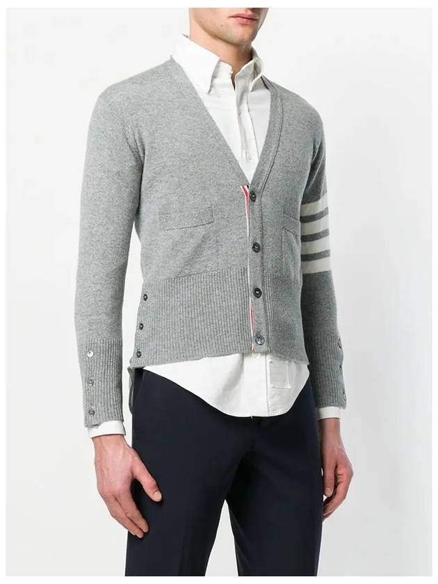 Men's Diagonal Classic Cashmere Cardigan Light Grey - THOM BROWNE - BALAAN 4