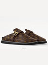 1AAW6P LV Cozy Flat Comfort Clog - LOUIS VUITTON - BALAAN 2