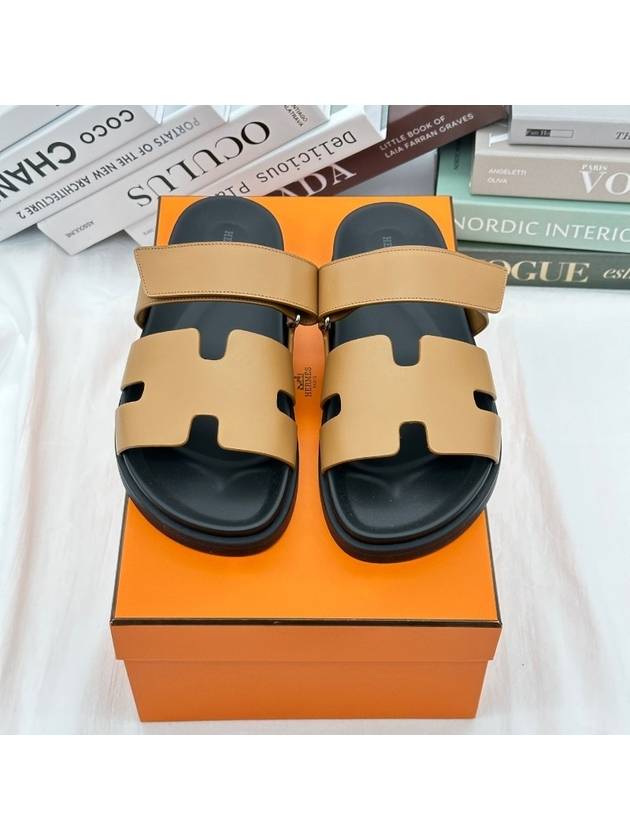 Chypre H Logo Calfskin Sandals Brown - HERMES - BALAAN 2