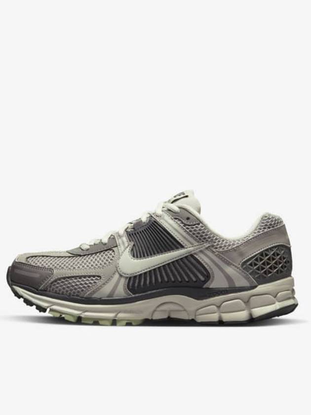 Zoom Vomero 5 Low Top Sneakers Cobblestone - NIKE - BALAAN 3