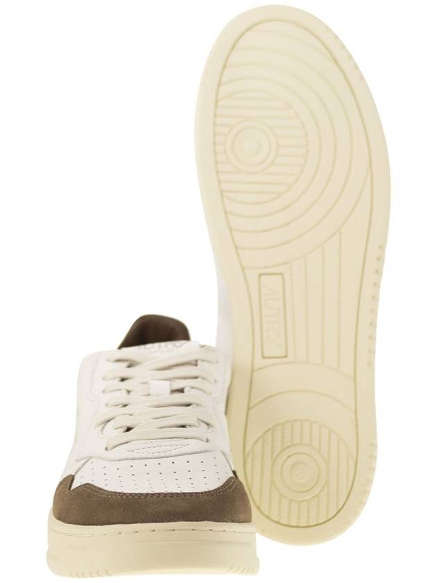 MEDALIST LOW - Sneakers in goatskin and suede - AUTRY - BALAAN 5