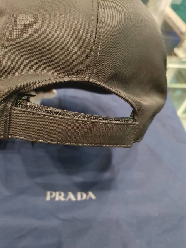 Re-Nylon Triangle Logo Baseball Cap Black - PRADA - BALAAN 6