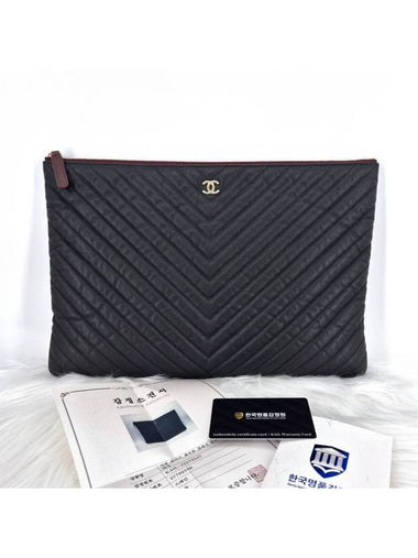 Caviar Chevron Classic Clutch Bag Large Black - CHANEL - BALAAN 1