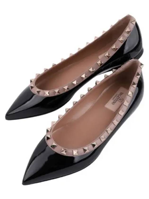 Women's Rockstud Patent Leather Ballerina Black - VALENTINO - BALAAN 2