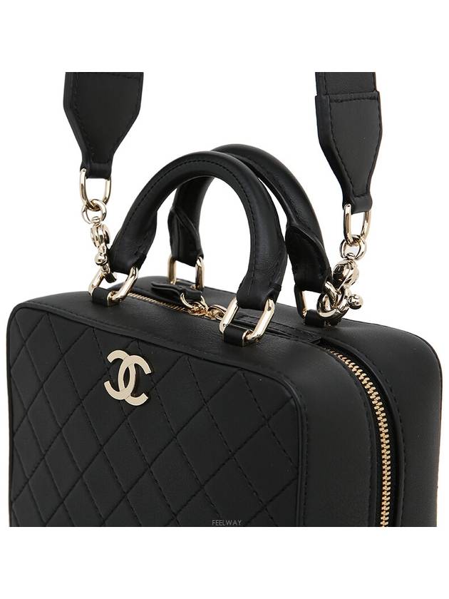 women tote bag - CHANEL - BALAAN 6