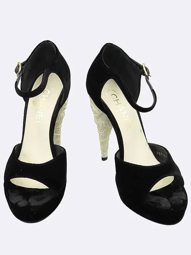 Black velvet gold open toe heel shoes 240MM - CHANEL - BALAAN 2