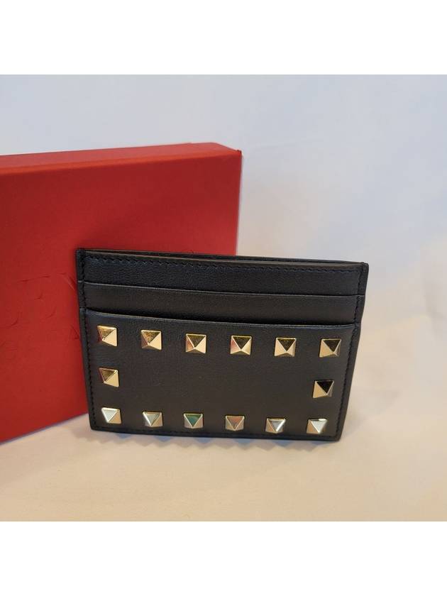 Rockstud Card Wallet Black - VALENTINO - BALAAN 2