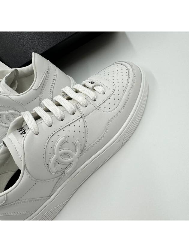 CC Logo Calfskin Low Top Sneakers White - CHANEL - BALAAN 8