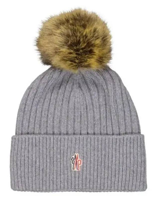 103845 Logo Patch Foam Beanie 3B00019 M1213 986 - MONCLER - BALAAN 1