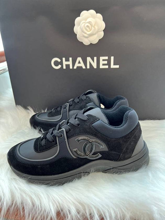 Cruz CC Logo Suede Low Top Sneakers Black - CHANEL - BALAAN.