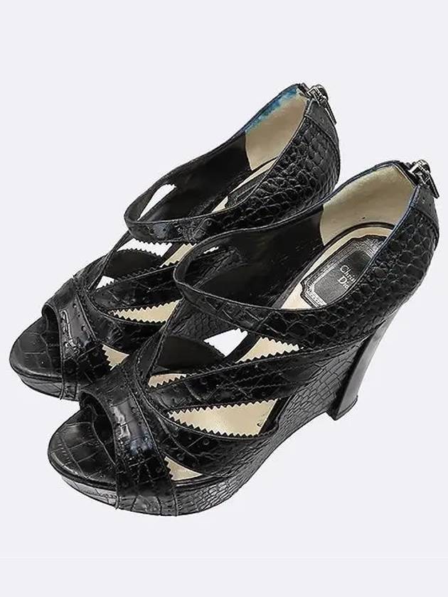 Black Patent Leather Gaboshi Wedge Heel Women s Shoes 235MM - DIOR - BALAAN 5