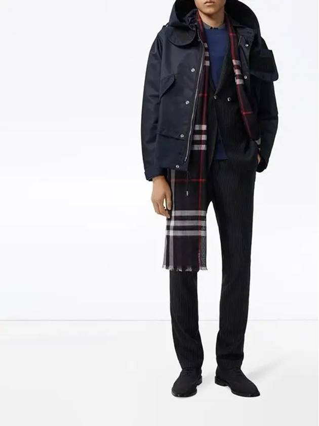 Light Check Wool Silk Scarf Navy - BURBERRY - BALAAN 11