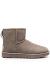 Classic Mini 2 Winter Boots Smoke Plum - UGG - BALAAN 1