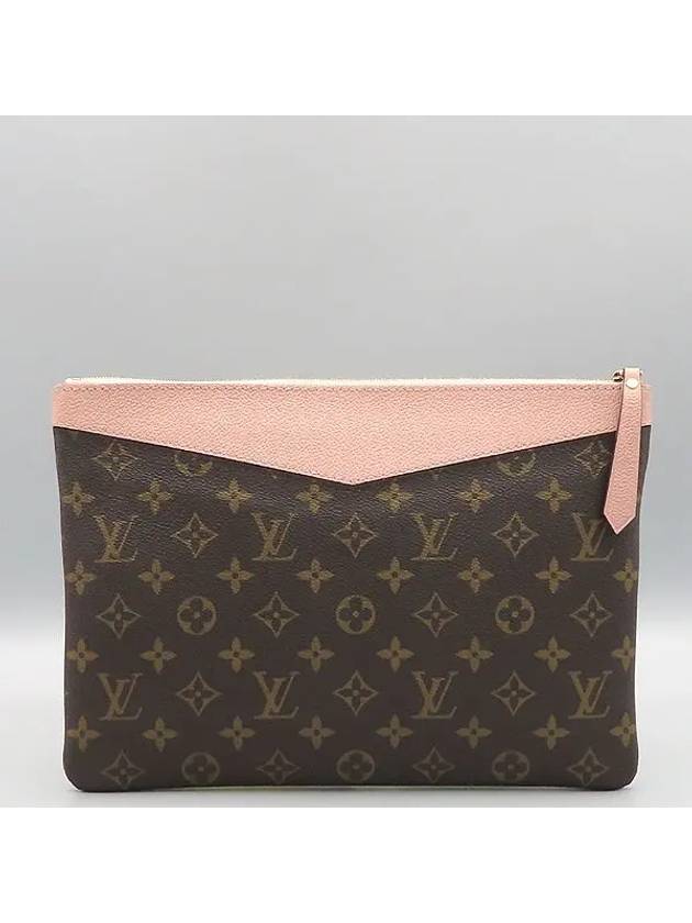 M62942 Monogram Canvas Daily Pouch and Clutch - LOUIS VUITTON - BALAAN 4