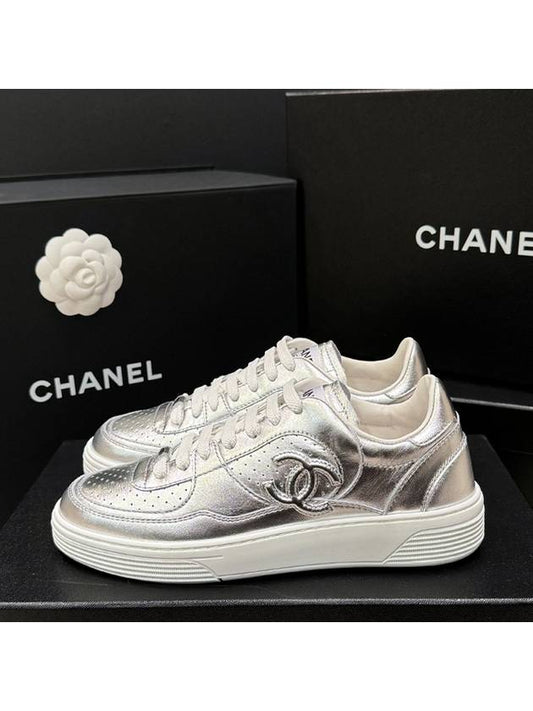 Women's Sneakers Silver Force CC Logo - CHANEL - BALAAN 1