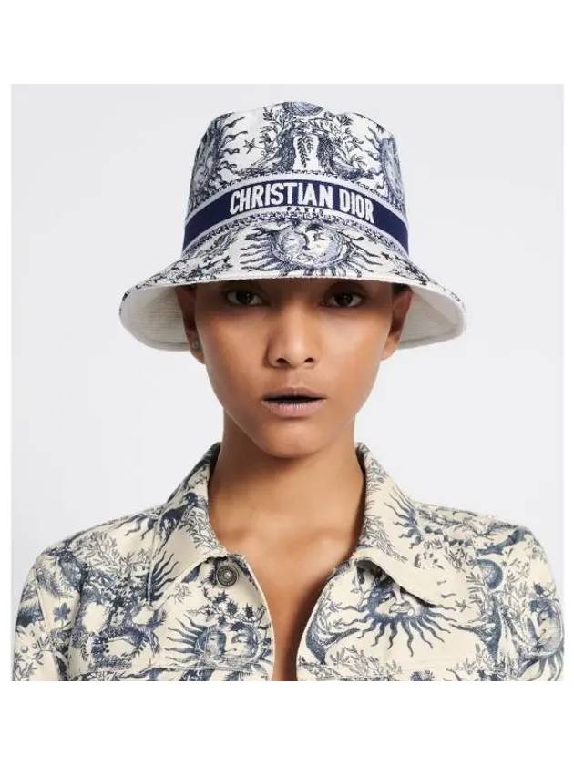 D Bobby Small Brim Bucket Hat White Navy - DIOR - BALAAN 7