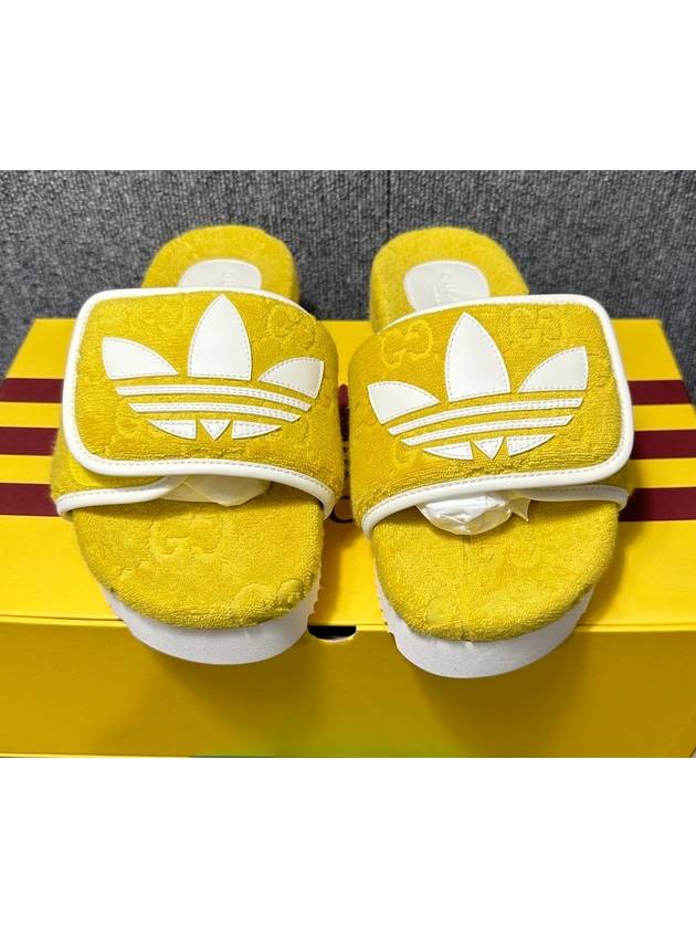 x Adidas Slippers 230 - GUCCI - BALAAN 2