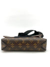 Makassar District PM cross bag messenger - LOUIS VUITTON - BALAAN 8